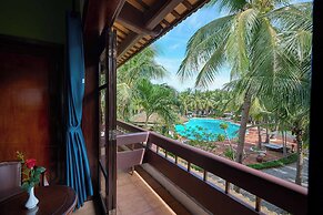 Lăng Cô Beach Resort