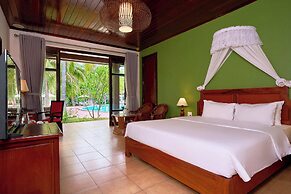 Lăng Cô Beach Resort