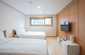 J2 Family Hotel Jeju