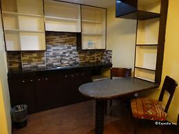 Silver Oaks Suite Hotel