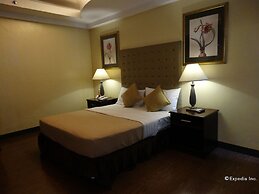 Silver Oaks Suite Hotel