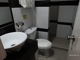 Silver Oaks Suite Hotel