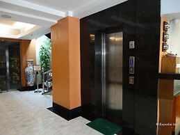 Silver Oaks Suite Hotel