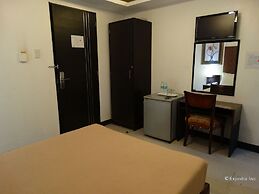 Silver Oaks Suite Hotel