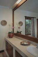 Parigata Villas Resort