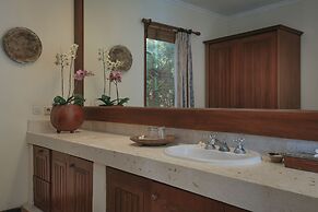 Parigata Villas Resort