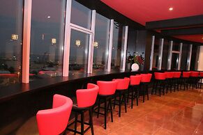 Royal Phoenicia Hotel