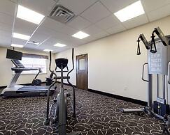 Quality Inn & Suites Victoria East