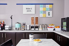 Garner Hotel Victoria - East by IHG
