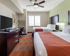 Quality Inn & Suites Victoria East
