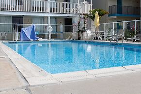 Seabonay Oceanfront Motel