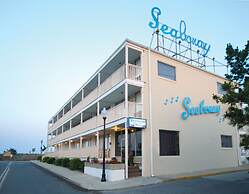 Seabonay Oceanfront Motel