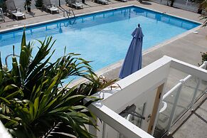 Seabonay Oceanfront Motel