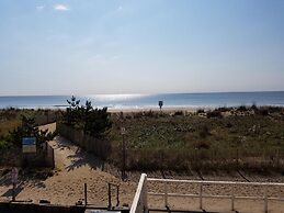 Seabonay Oceanfront Motel