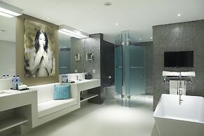 Double-Six Luxury Hotel