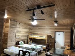 Minshuku Seaside House Dugong