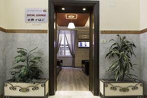 Alessandro Palace & Bar - Hostel