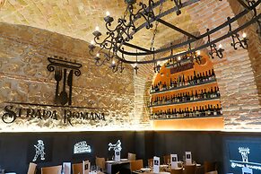 Alessandro Palace & Bar - Hostel