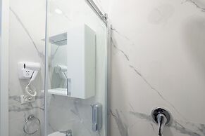 Alessandro Palace & Bar - Hostel