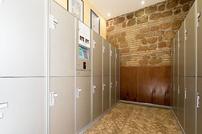 Alessandro Palace & Bar - Hostel