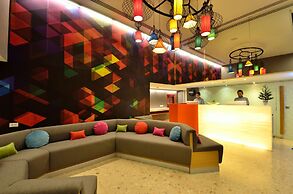 Bizotel Premier Hotel & Residence