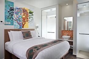 Hotel Clover The Arts