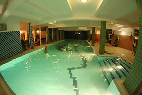 Hotel Daisy Budget
