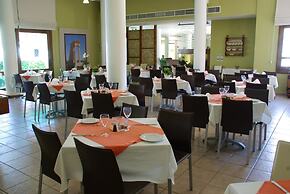 Hylatio Tourist Village