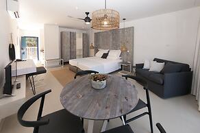 Hylatio Tourist Village