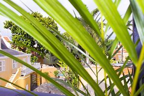 Curacao Suites Hotel