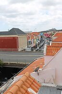 Curacao Suites Hotel