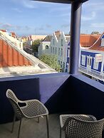 Curacao Suites Hotel