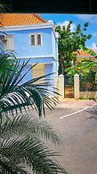Curacao Suites Hotel