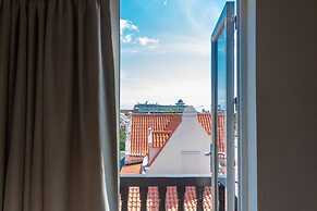 Curacao Suites Hotel