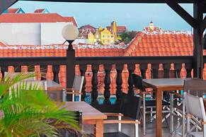 Curacao Suites Hotel