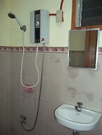 OYO 931 Moreno's Lodging Boracay