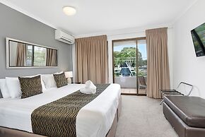 Peninsula Nelson Bay Motel and Serviced Apartments