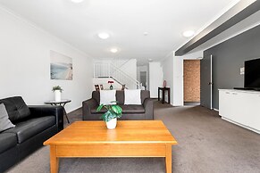 Peninsula Nelson Bay Motel and Serviced Apartments
