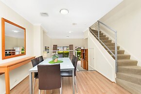 Peninsula Nelson Bay Motel and Serviced Apartments