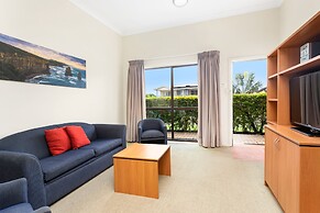 Peninsula Nelson Bay Motel and Serviced Apartments