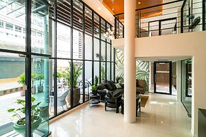 Amber Boutique Silom Hotel