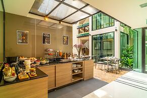 Amber Boutique Silom Hotel