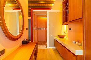 Amber Boutique Silom Hotel