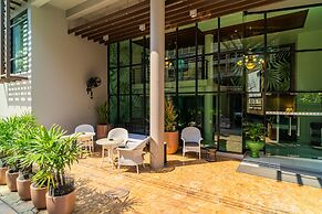 Amber Boutique Silom Hotel