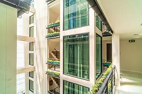 Amber Boutique Silom Hotel