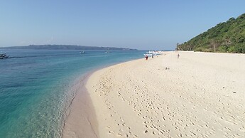 CocoLoco Boracay Beach Resort
