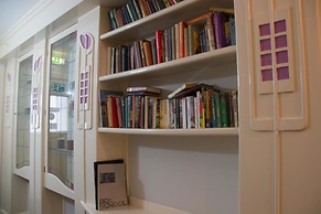 Rennie Mackintosh Art School Hotel