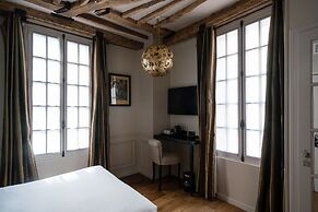 Hotel Saint-Louis en L'Isle - Notre-Dame