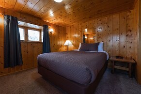 Austin's Chuckwagon Lodge