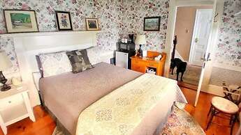 Open Hearth Inn